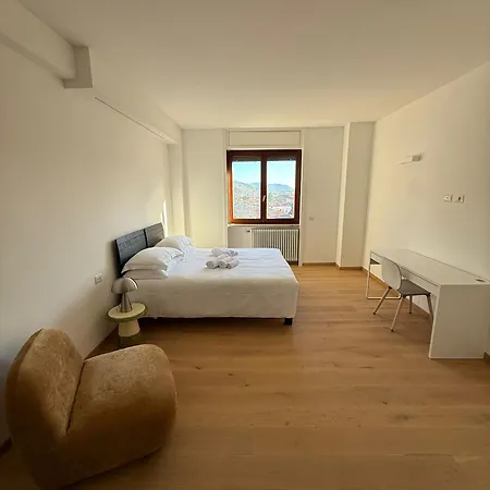 Bovara 49 Panzió Lecco